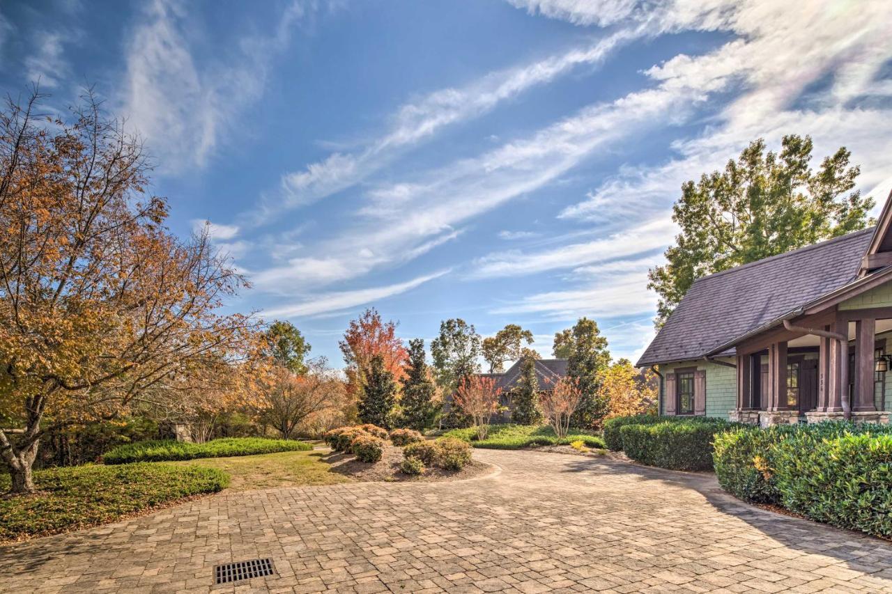 Stunning Mill Spring Home With Mountain Views! Dış mekan fotoğraf